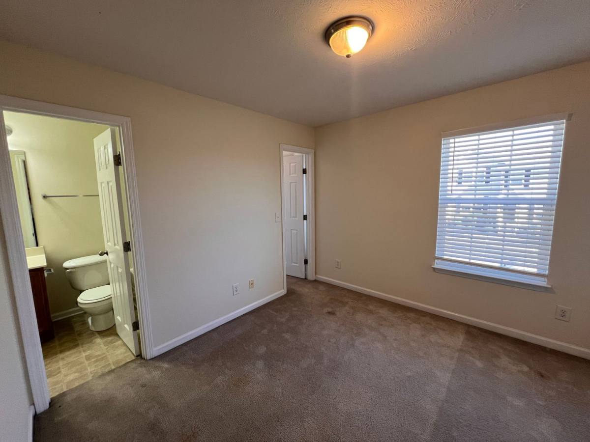 Townhouse for rent at 6021 Cullen Dr, La Vergne, TN 37086