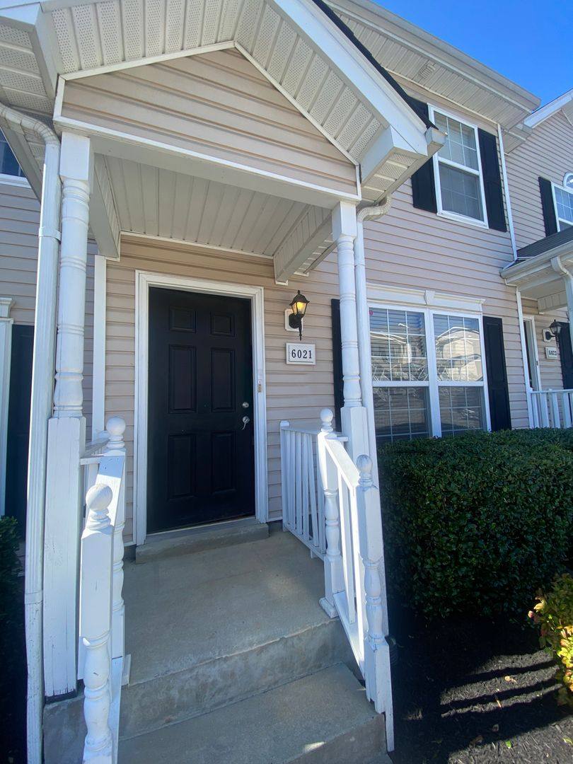 Townhouse for rent at 6021 Cullen Dr, La Vergne, TN 37086