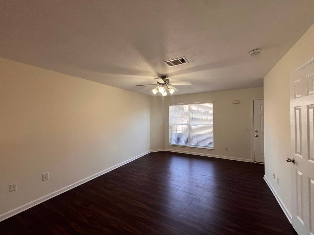 Townhouse for rent at 6021 Cullen Dr, La Vergne, TN 37086