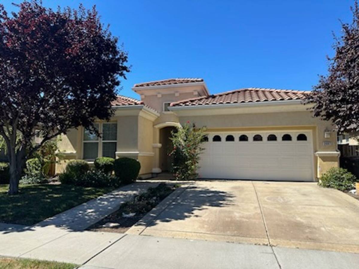 House for rent at 2687 Ortiz Ave, Woodland, CA 95776