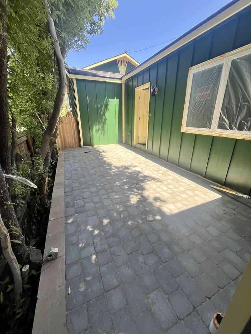 House for rent at 424 S St, San Luis Obispo, CA 93401