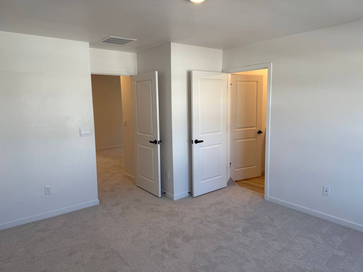 Townhouse for rent at 1358 S Chester St #B, Denver, CO 80247
