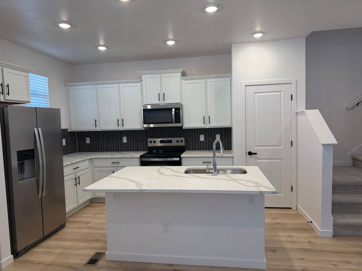 Townhouse for rent at 1358 S Chester St #B, Denver, CO 80247