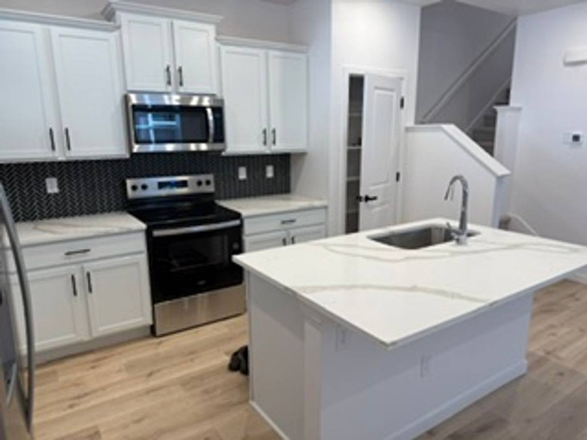 Townhouse for rent at 1358 S Chester St #B, Denver, CO 80247
