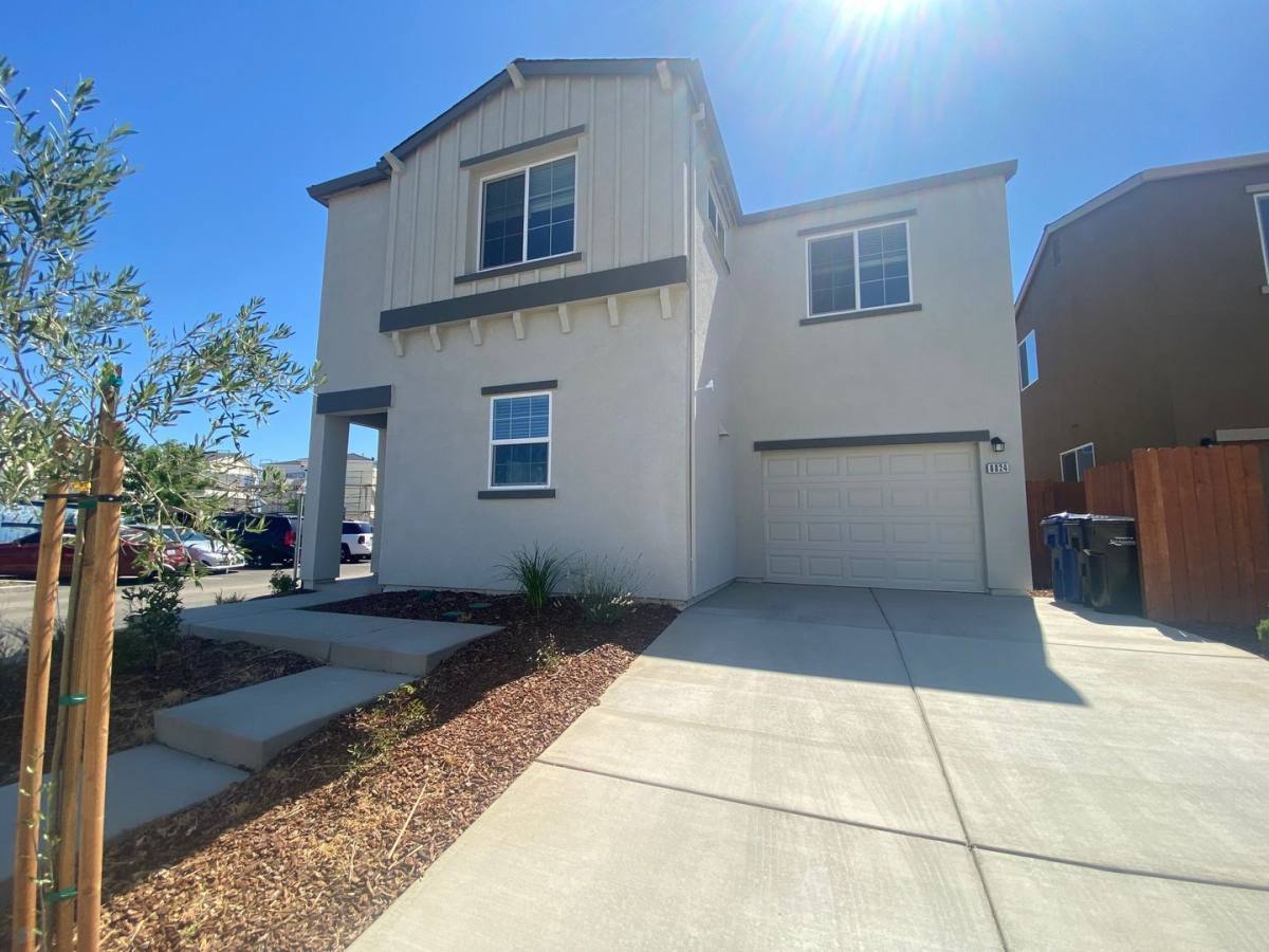 House for rent at 6824 Mangosteen Lane, Sacramento, CA 95828
