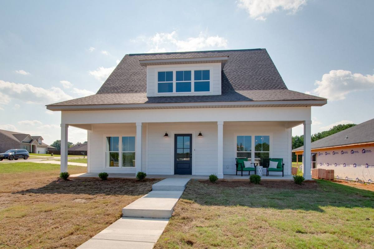 House for rent at 100 Grace Ridge Way, New Hope, AL 35760