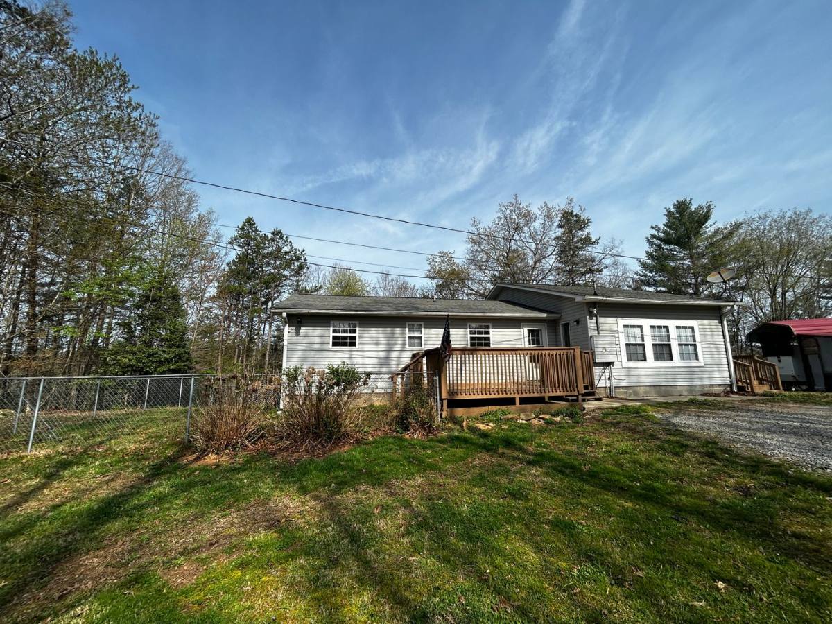 House for rent at 204 Cane Creek Lane, Murphy, NC 28906