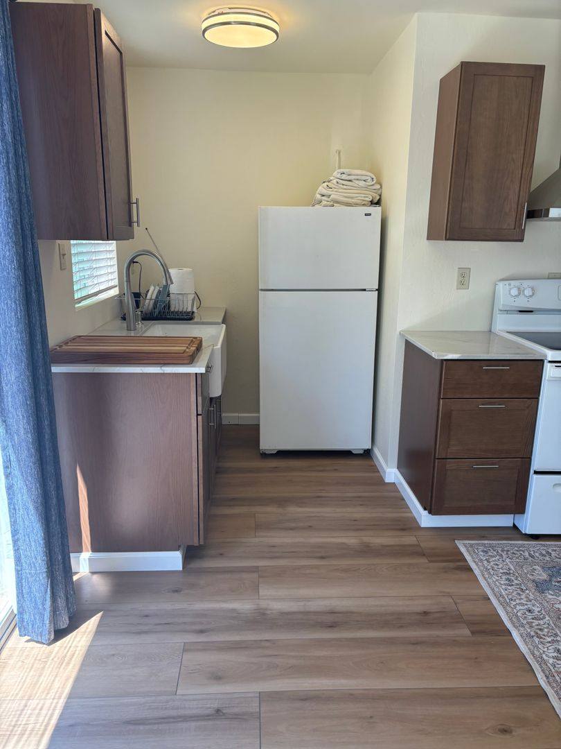 House for rent at 8400 Templeman Rd, Forestville, CA 95436