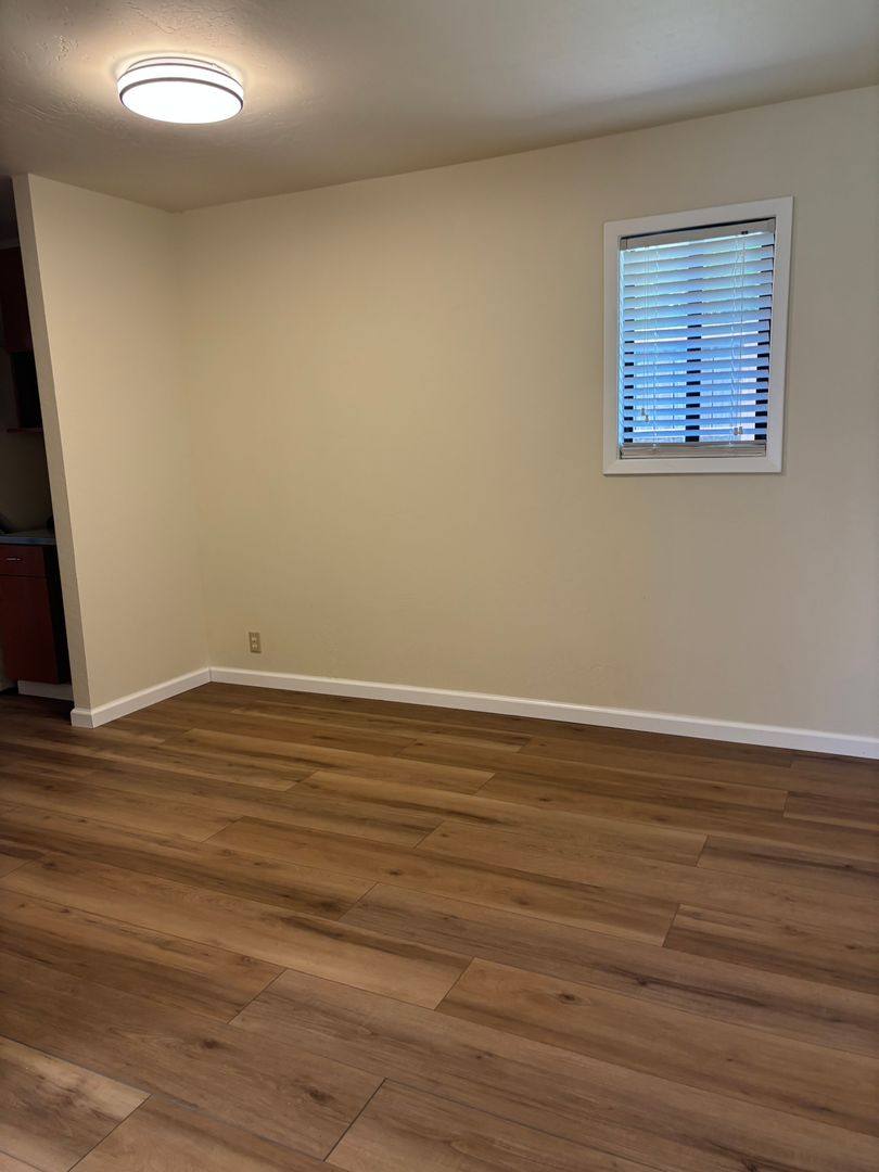House for rent at 8400 Templeman Rd, Forestville, CA 95436