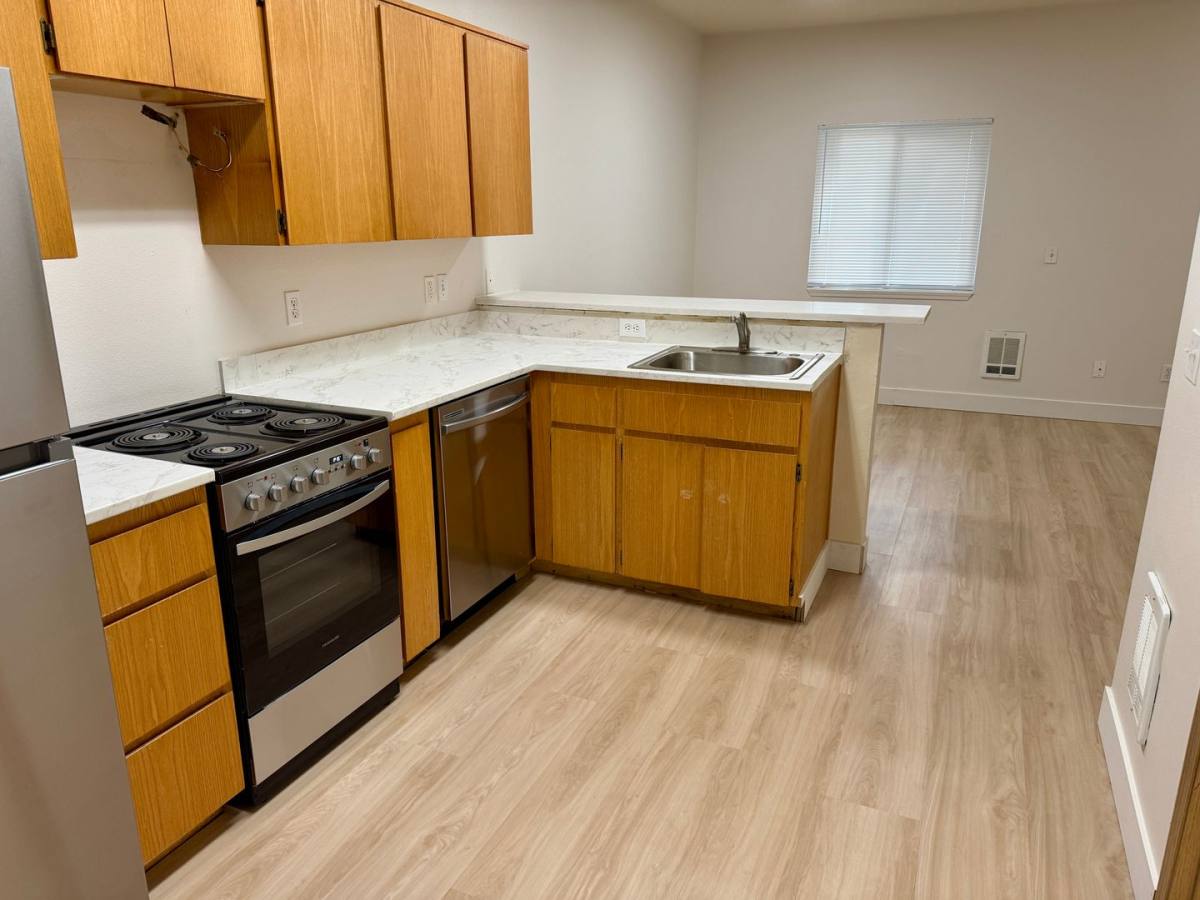 Apartment for rent at 5520 N Missouri Ave, Portland, OR 97217
