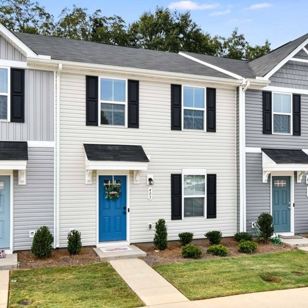 Townhouse for rent at 403 Hampton Townes Dr, Greenville, SC 29617