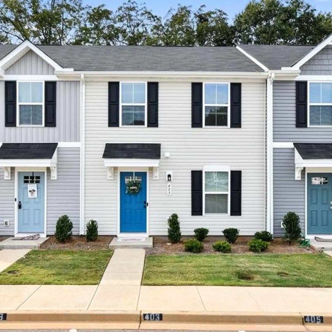 Townhouse for rent at 403 Hampton Townes Dr, Greenville, SC 29617