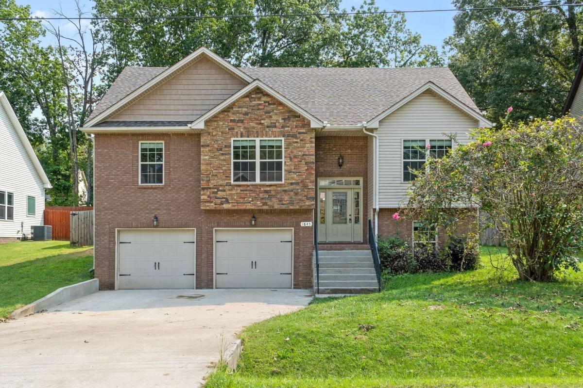 House for rent at 1845 Deerstand Dr, Clarksville, TN 37042