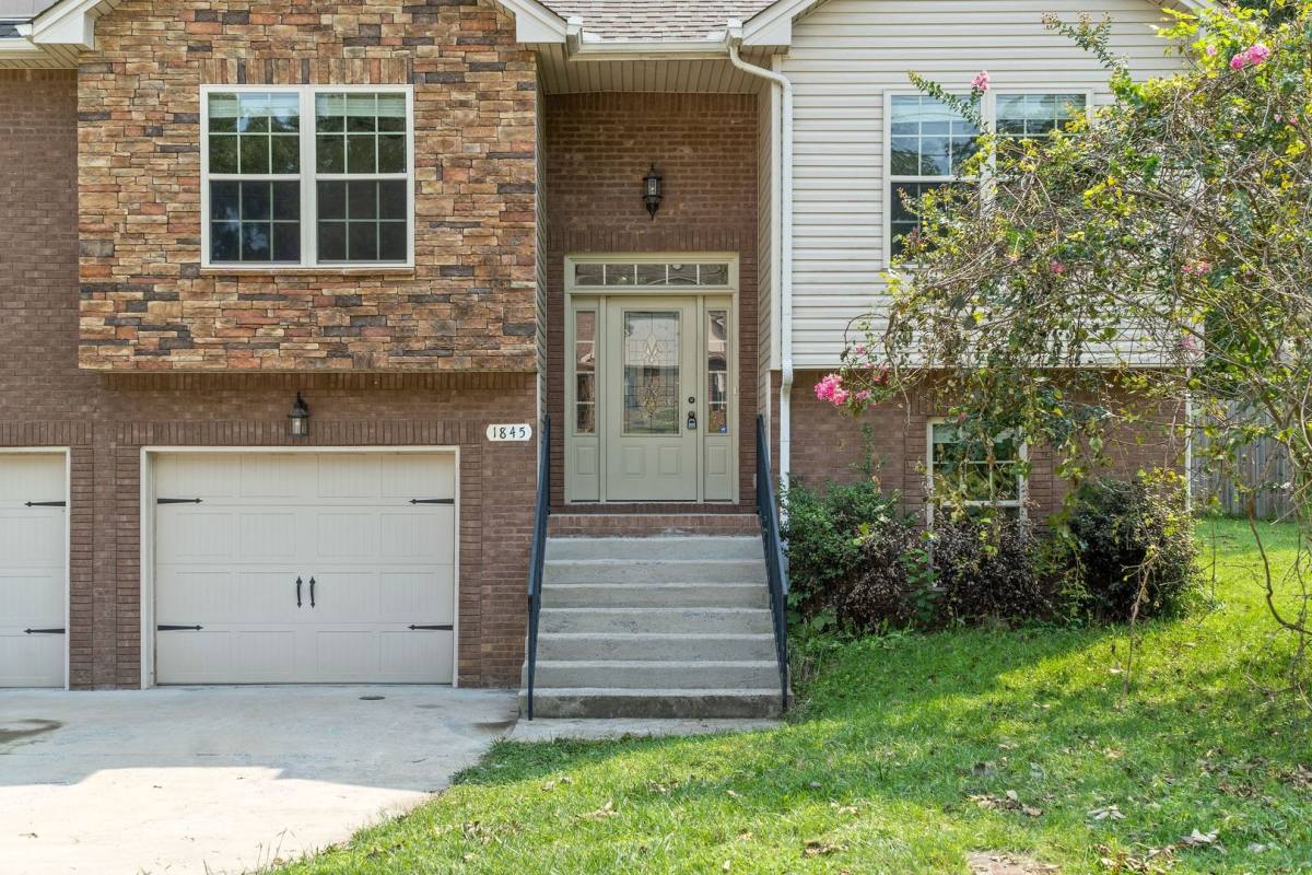 House for rent at 1845 Deerstand Dr, Clarksville, TN 37042