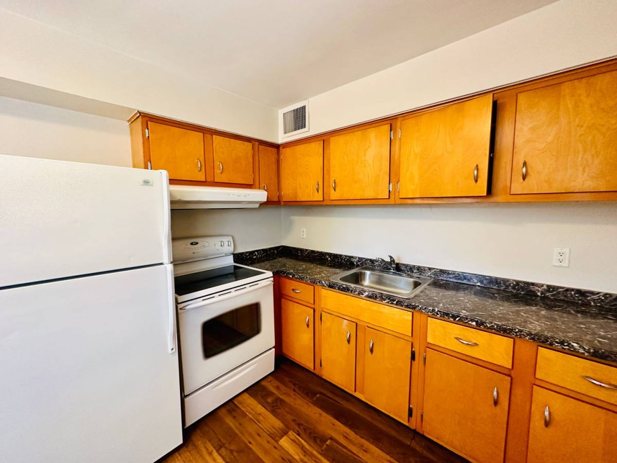 Apartment for rent at 1273 E Glenn St, Tucson, AZ 85719