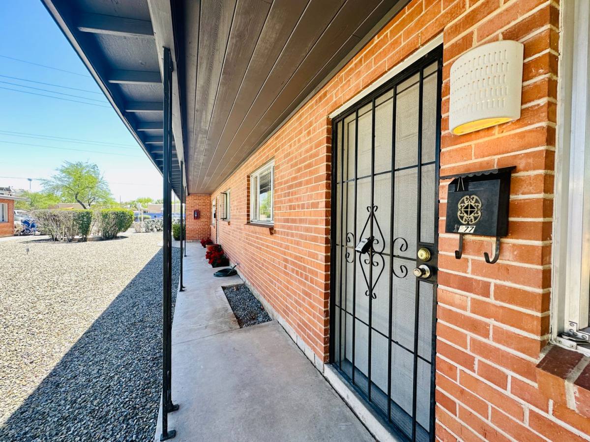 Apartment for rent at 1273 E Glenn St, Tucson, AZ 85719