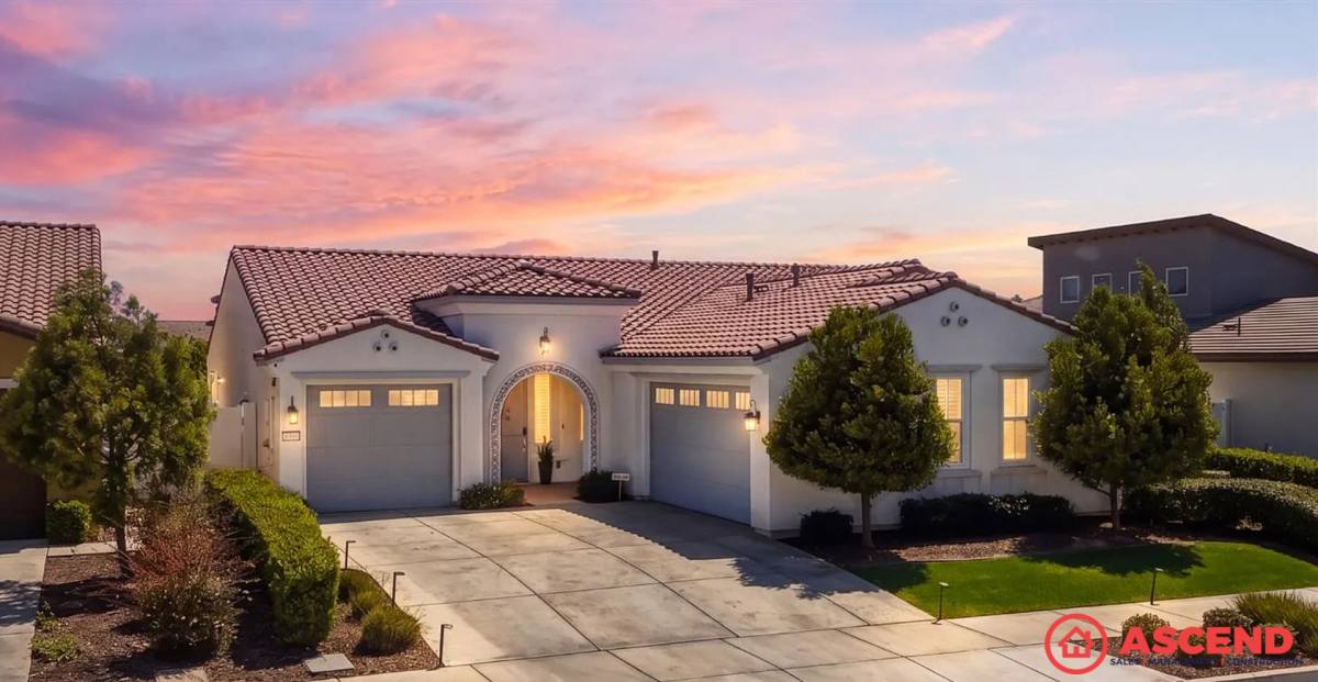 House for rent at 14709 Bromshire St, Bakersfield, CA 93311