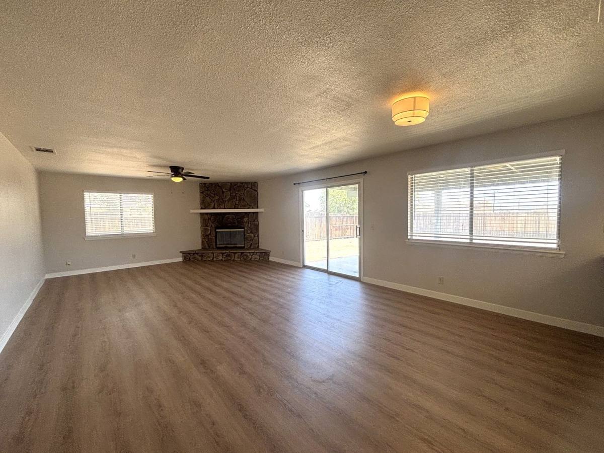 House for rent at 20312 Dean Court, California City, CA 93505