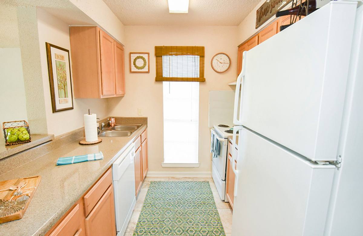 Townhouse for rent at 3710 Lilac Lane, Metairie, LA 70001
