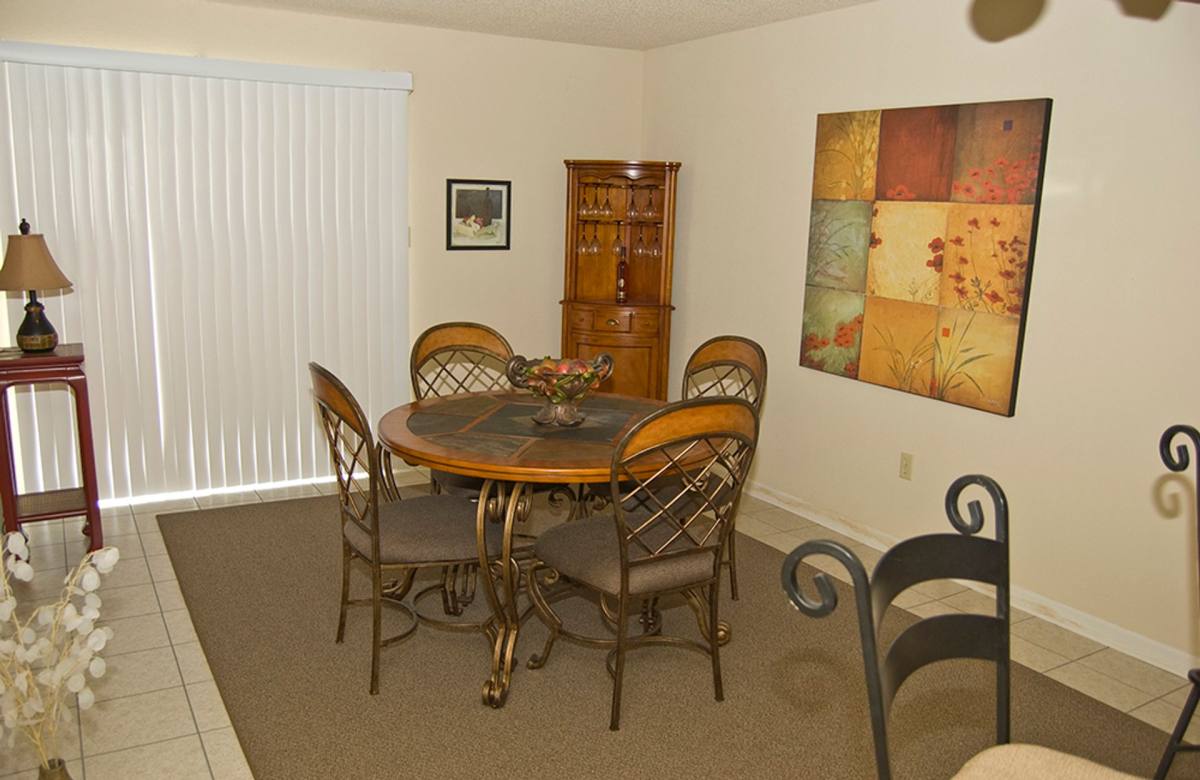Townhouse for rent at 3710 Lilac Lane, Metairie, LA 70001