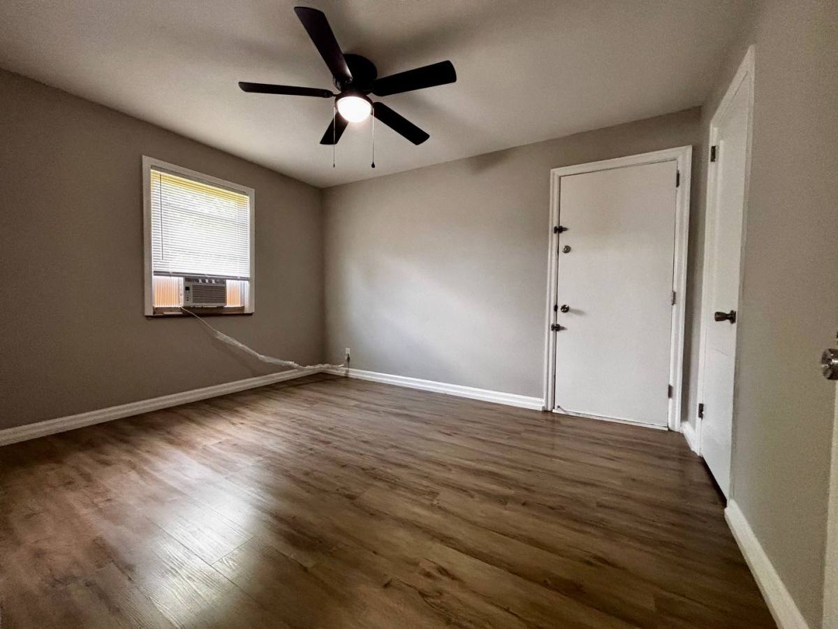 Apartment for rent at 231 E Xenia Dr, Fairborn, OH 45324