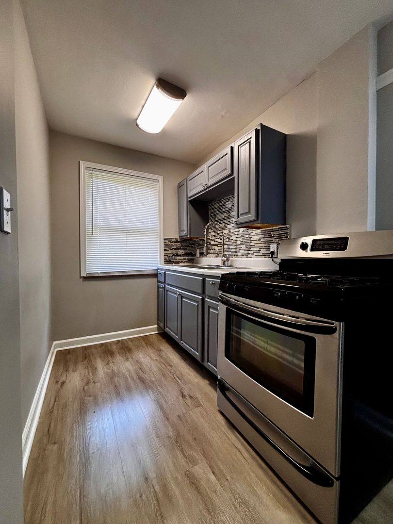 Apartment for rent at 231 E Xenia Dr, Fairborn, OH 45324