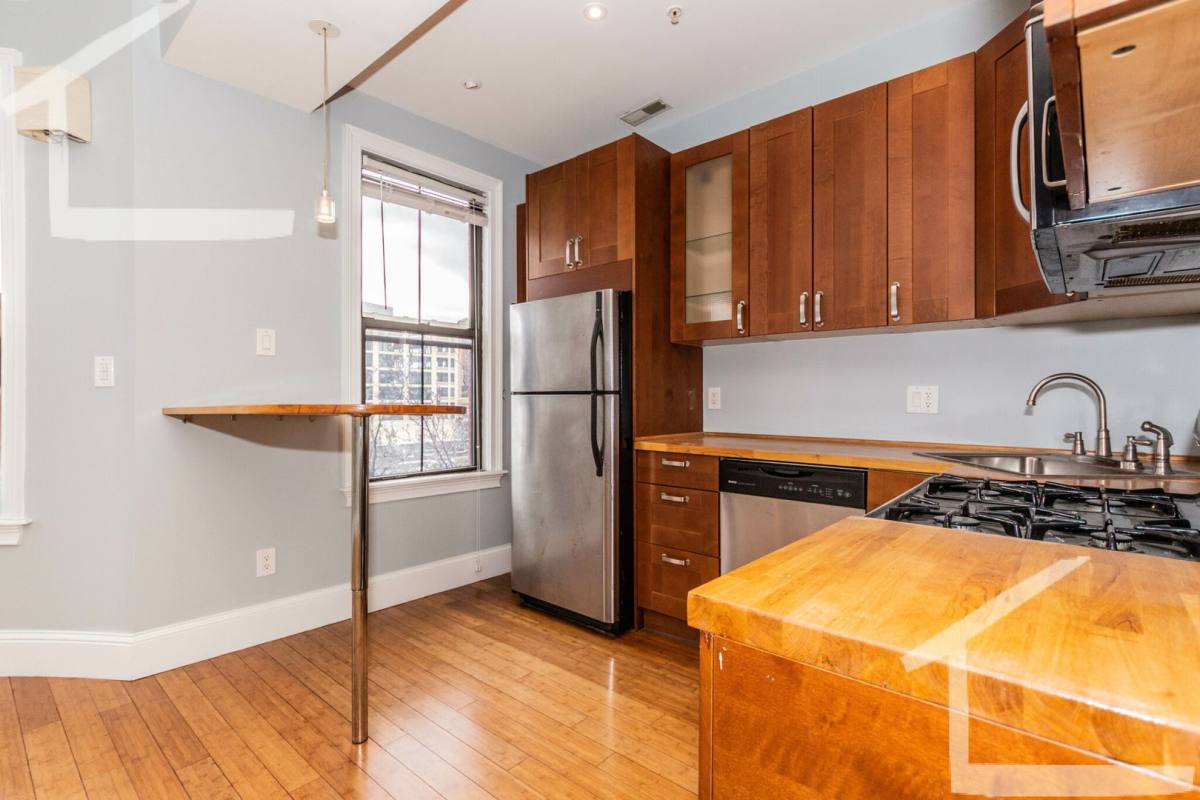 Apartment for rent at 9 Cortes #3, Boston, MA 02116