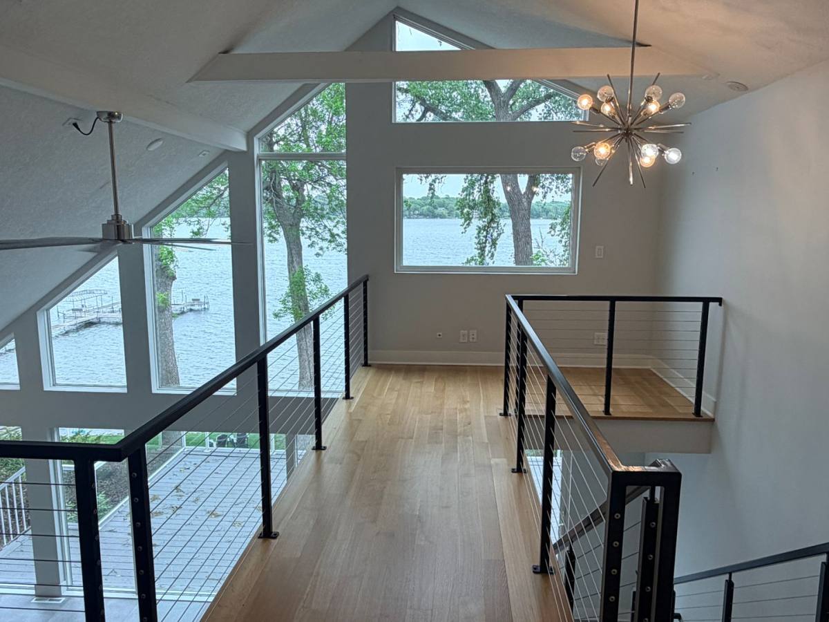House for rent at 176 Peninsula Rd, Minneapolis, MN 55441