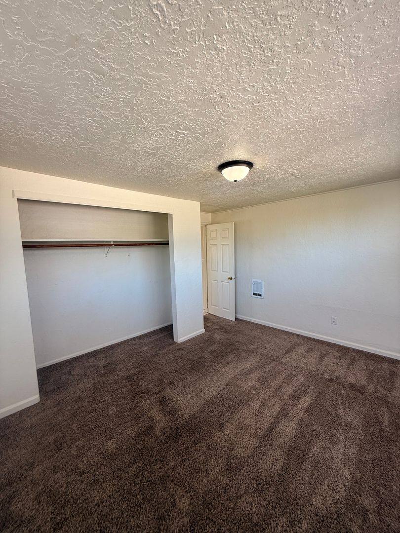 Apartment for rent at 240 Baltimore St, Longview, WA 98632