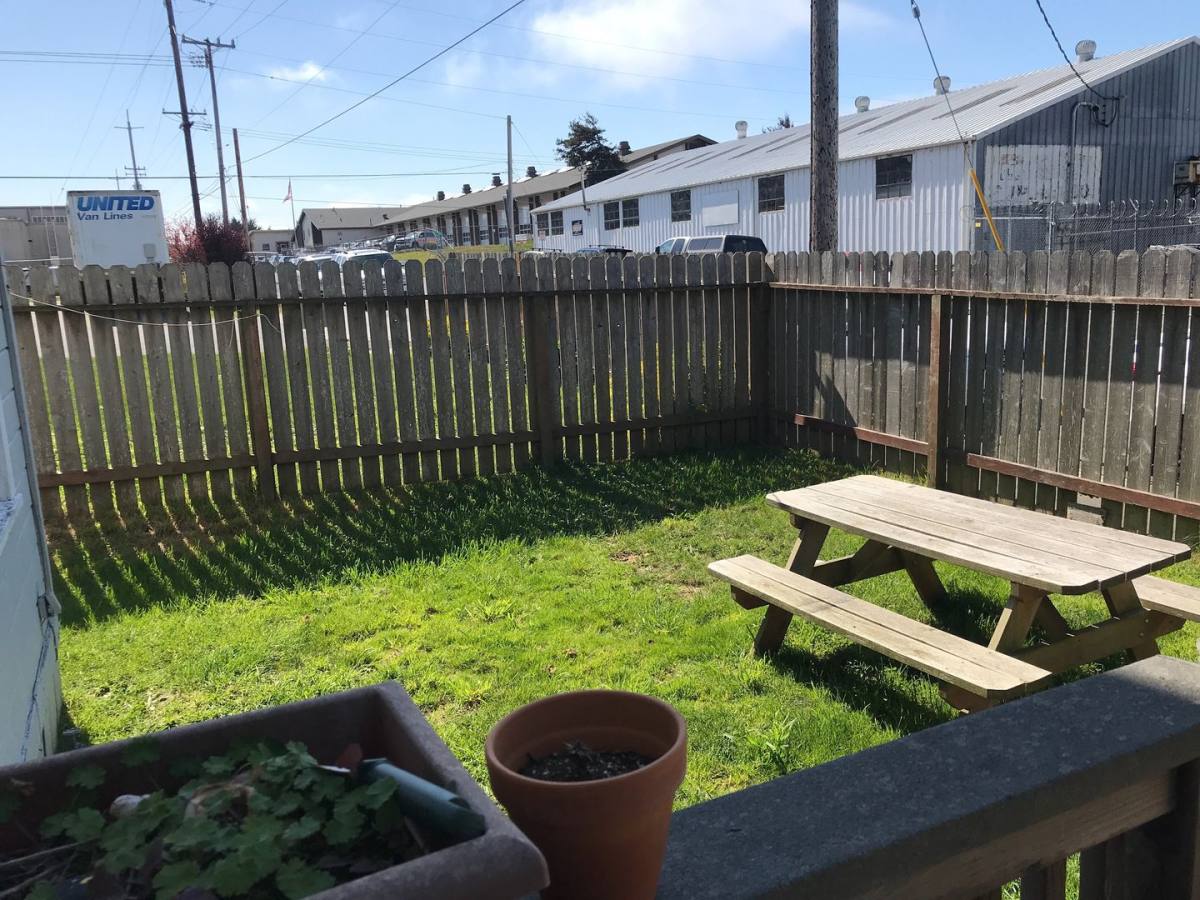 Apartment for rent at 1437 Albee St #1-5, Eureka, CA 95501