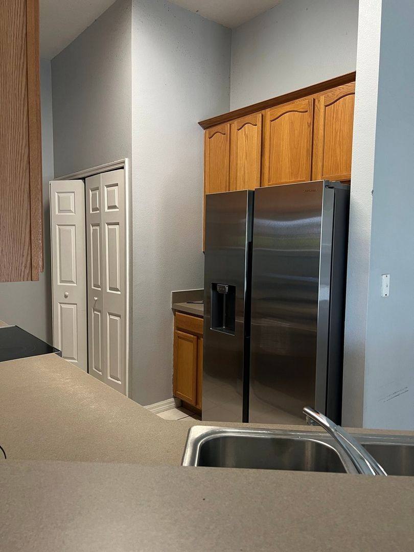 Townhouse for rent at 1606 Connecticut Ave, Saint Cloud, FL 34769