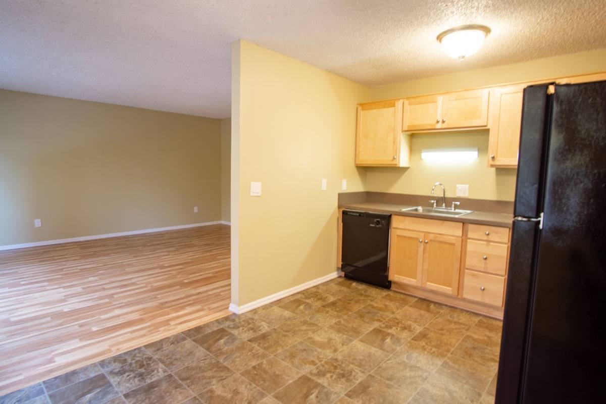 Apartment for rent at 1547 SE Stark St, Portland, OR 97214