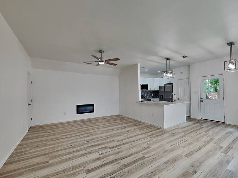 Townhouse for rent at 807 Fenet St #B, McKinney, TX 75069
