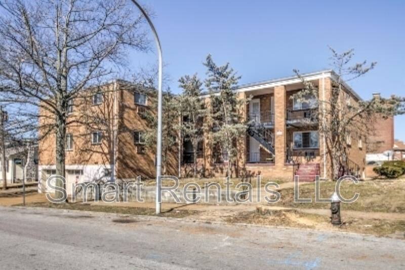 Apartment for rent at 4341 Morgan Ford Rd, Saint Louis, MO 63116