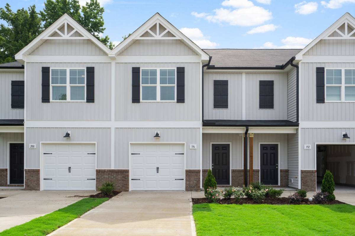 Townhouse for rent at 329 W Saltgrass Lane, Smithfield, NC 27577