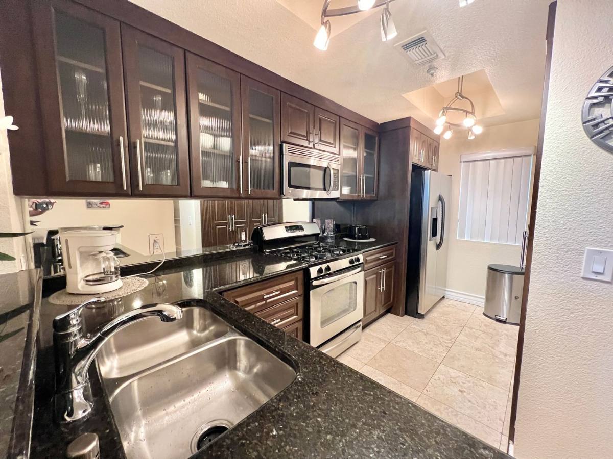 Condo for rent at 270 E Flamingo Rd, Las Vegas, NV 89169