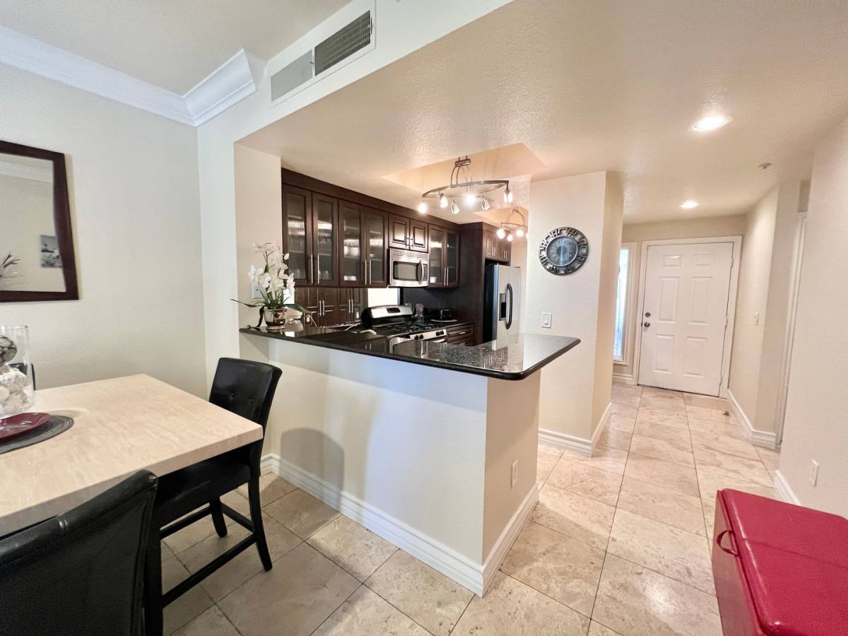 Condo for rent at 270 E Flamingo Rd, Las Vegas, NV 89169