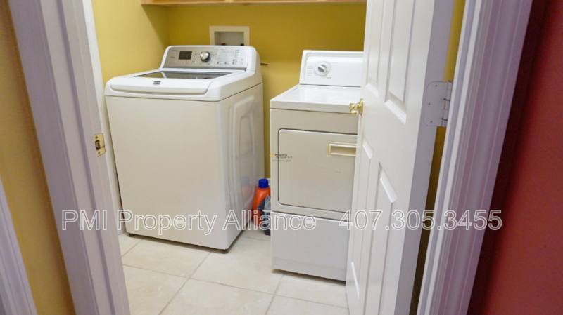 House for rent at 1521 Parkglen Circle, Apopka, FL 32712