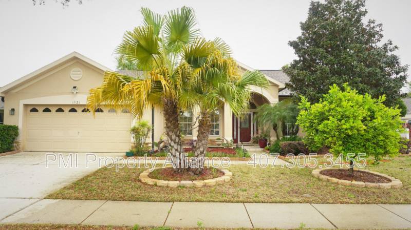 House for rent at 1521 Parkglen Circle, Apopka, FL 32712