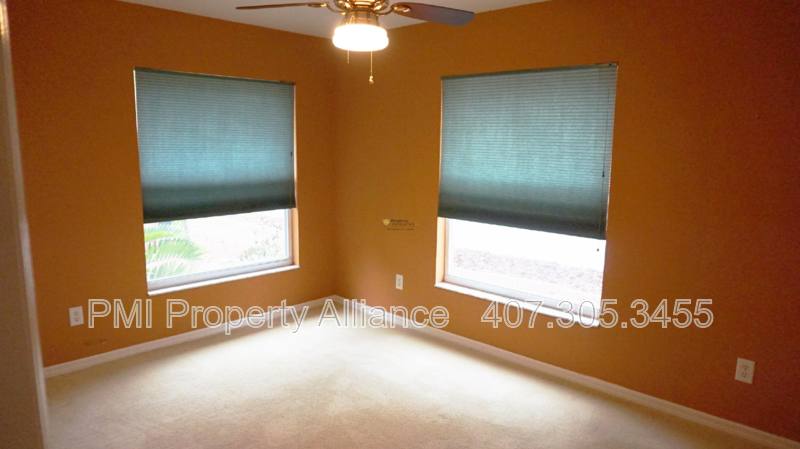 House for rent at 1521 Parkglen Circle, Apopka, FL 32712