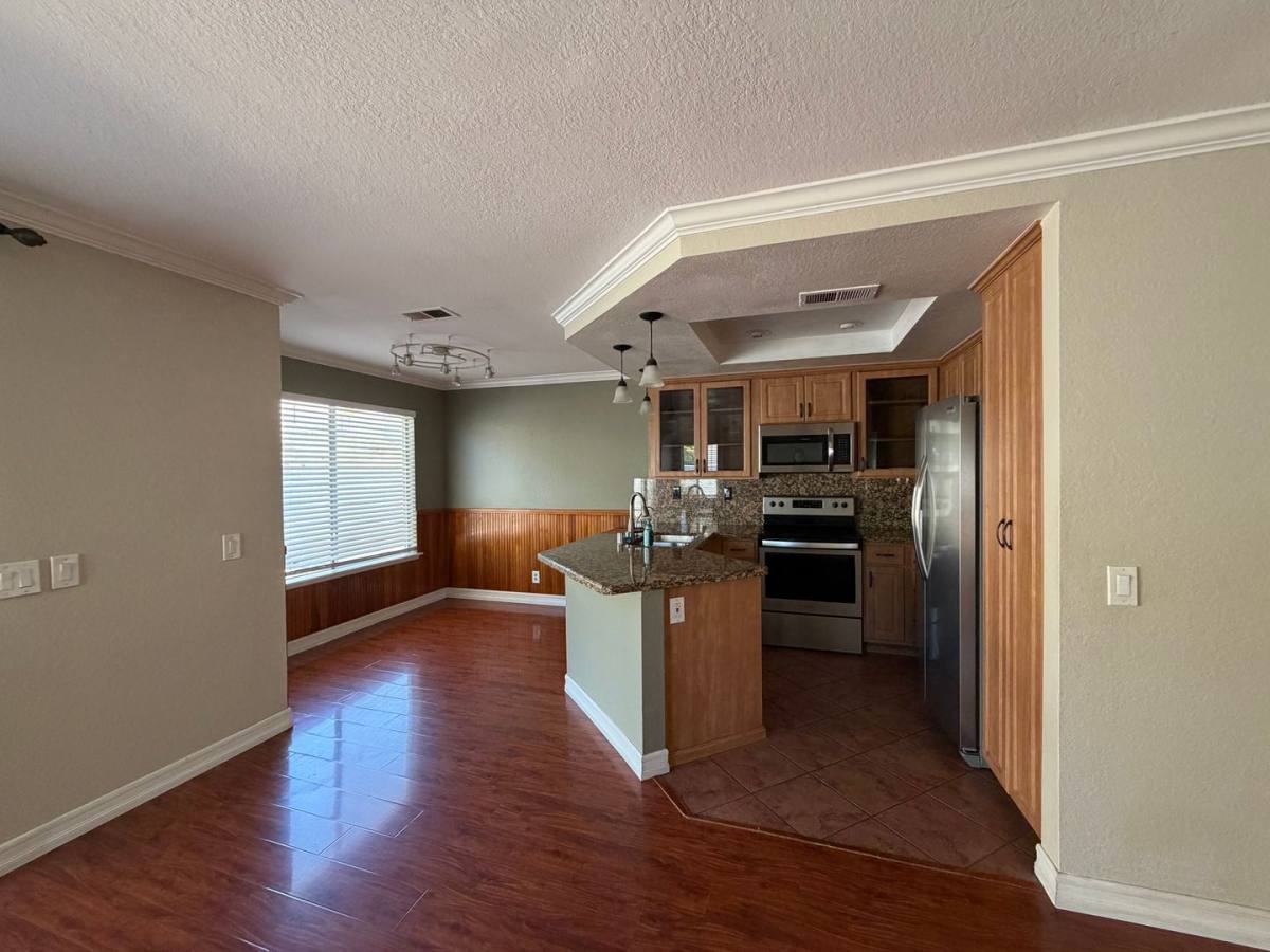 House for rent at 11095 Avenida De Los Lobos, San Diego, CA 92127