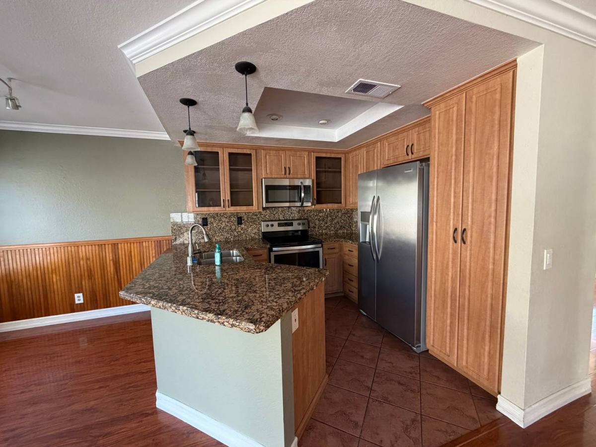 House for rent at 11095 Avenida De Los Lobos, San Diego, CA 92127