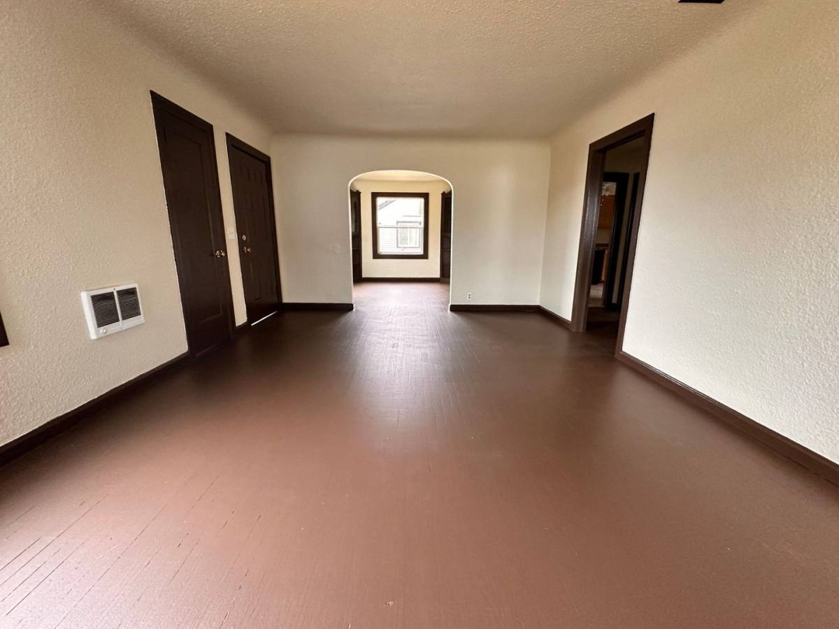 Apartment for rent at 280 21st St, Springfield, OR 97477