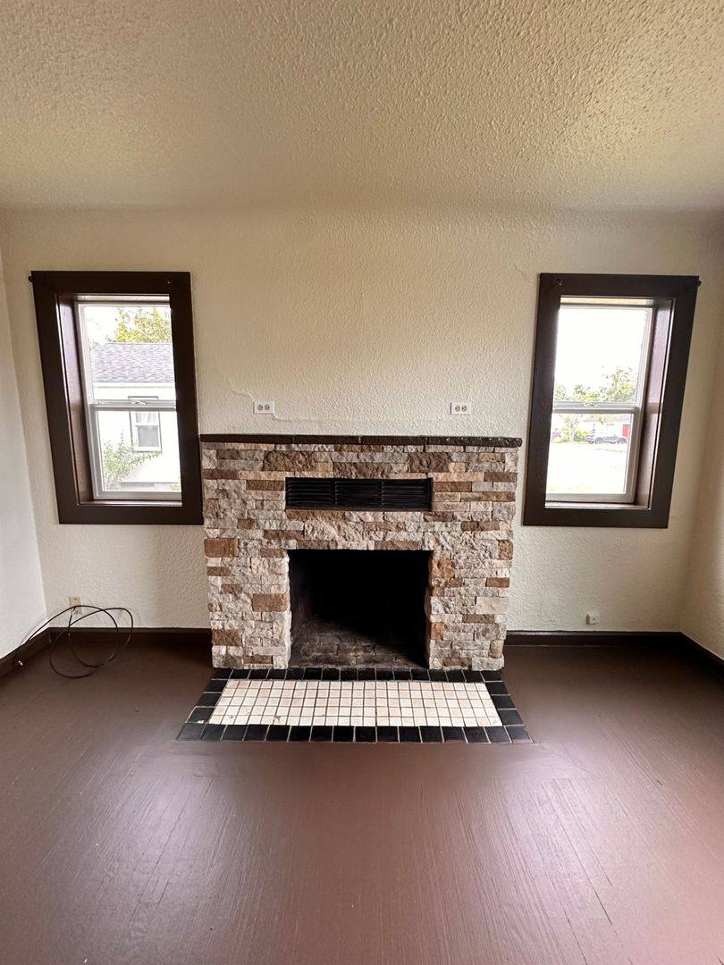 Apartment for rent at 280 21st St, Springfield, OR 97477
