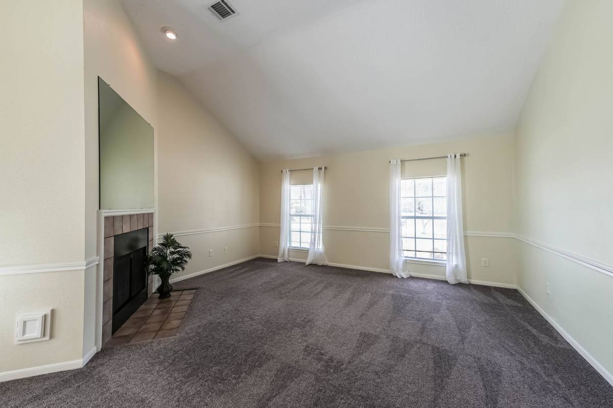 House for rent at 14403 Little Willow Walk, Houston, TX 77062