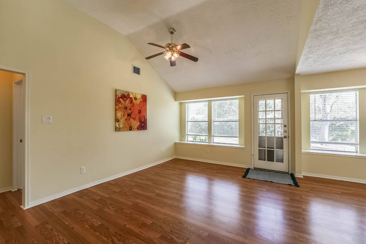 House for rent at 14403 Little Willow Walk, Houston, TX 77062
