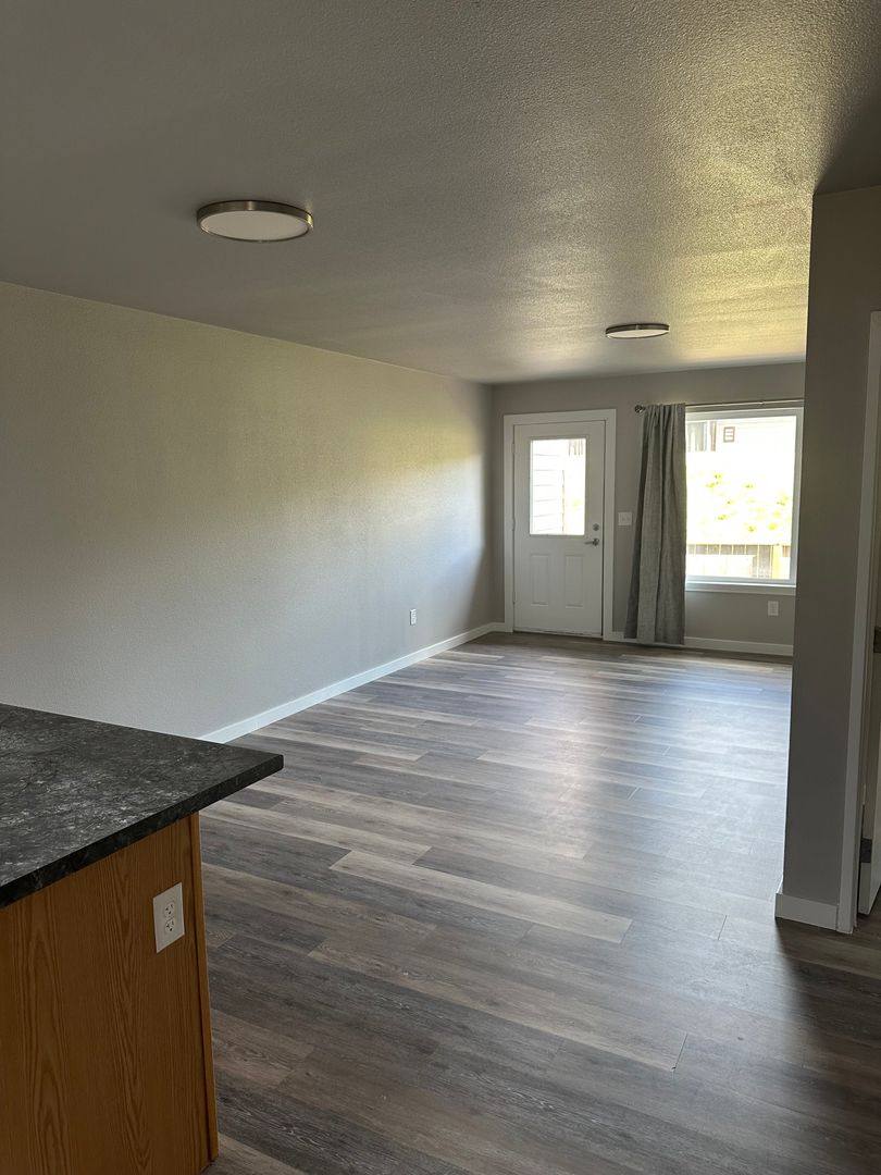 Apartment for rent at 1970 N Creekwood Park, Palmer, AK 99645