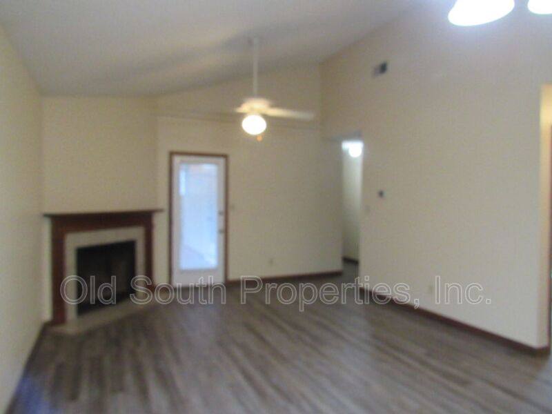 House for rent at 2025 Cambridge Circle, Pensacola, FL 32514