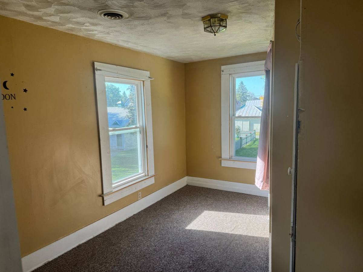 Apartment for rent at 1017 State St, Ogdensburg, NY 13669