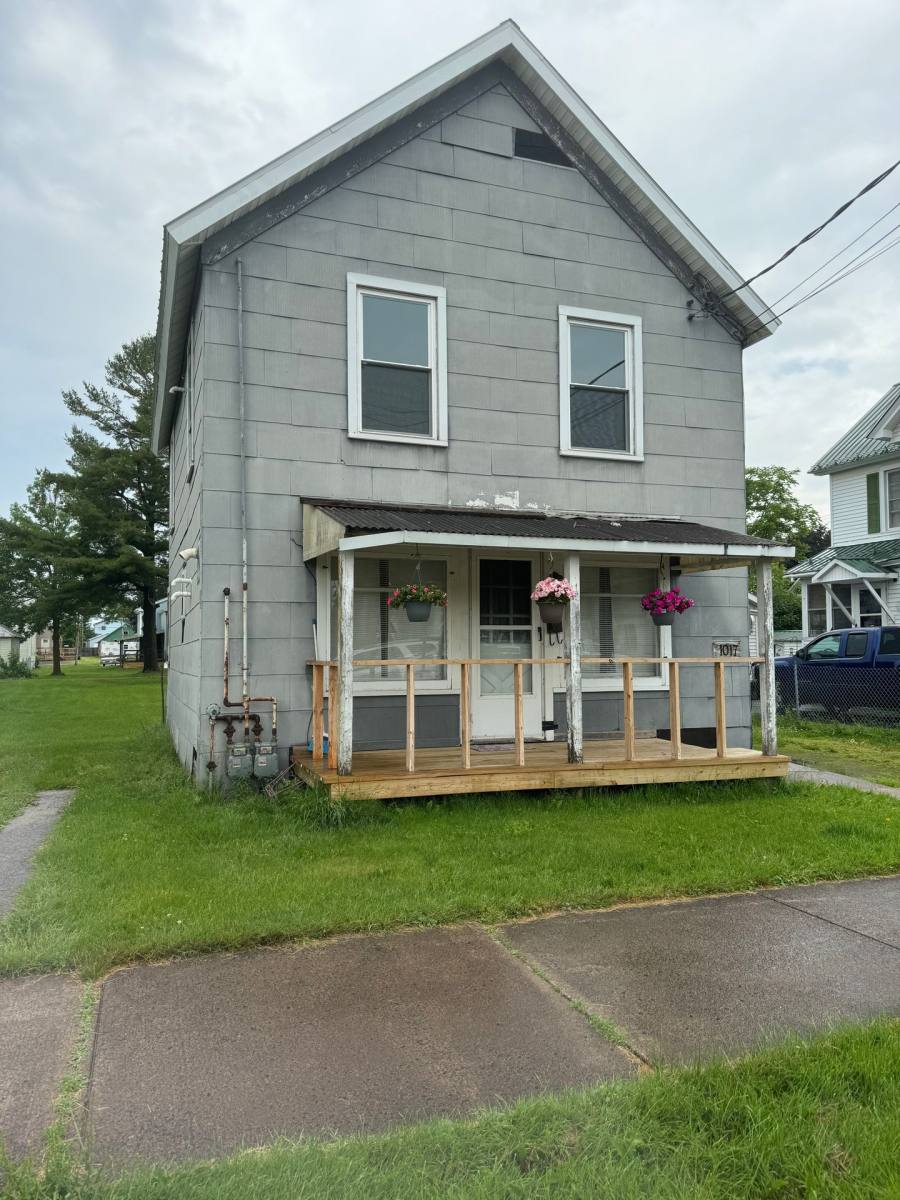 Apartment for rent at 1017 State St, Ogdensburg, NY 13669